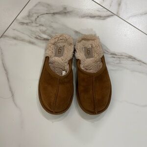 Toddler ugg slippers size 12